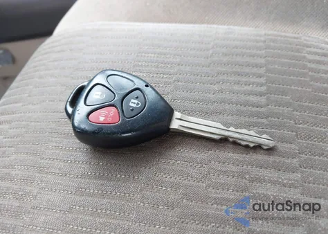 2010 Toyota Rav4 z USA, uszkodzony, nr VIN 2T3BF4DV5AW038440